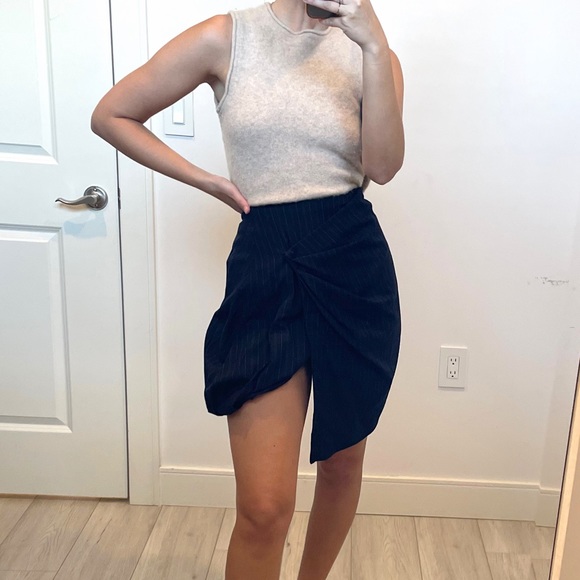 Alexander McQueen Skirt - Picture 2 of 16
